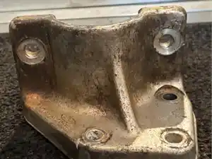 Used Engine Mount (Stock #EB1442)) Part Image