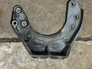 Used Engine Mount (Stock #EB1273)) Part Image