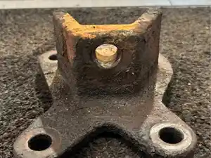 Used Engine Mount (Stock #EB1449)) Part Image