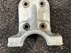 Used Ford Engine Mount Image
