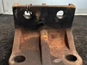 Used Freightliner Engine Mount Image