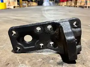 Used Freightliner Engine Mount Image