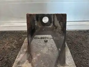 Used Freightliner Engine Mount Image