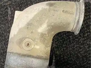Used Intake Manifold (Stock #IN1237)) Part Image