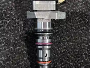 Used International DT466E Injector (Stock #INJ1227)) Part Image