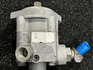 Used International DT466E Steering Pump Image