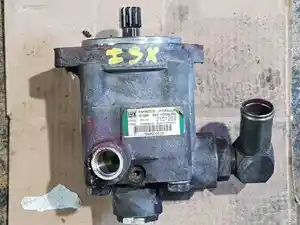 Used International Steering Pump (Stock #SP1014)) Part Image