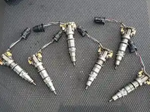 Used International VT365 Injector (Stock #INJ1009)) Part Image