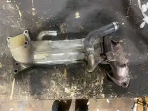 Used Isuzu 4HK1-TC EGR Cooler (Stock #EG1072)) Part Image
