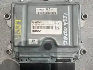 Used Isuzu 4JJ1 ECM (Stock #E4135)) Part Image