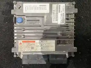 Used Isuzu ECM (Stock #E3598)) Part Image