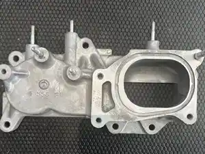 Used Isuzu Intake Manifold (Stock #I1049)) Part Image