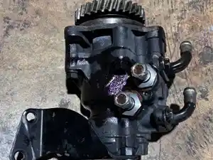 Used Isuzu Steering Pump (Stock #SP1126)) Part Image