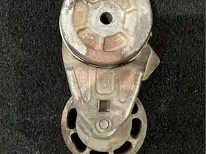 Used Mack Belt Tensioner (Stock #P1035)) Part Image