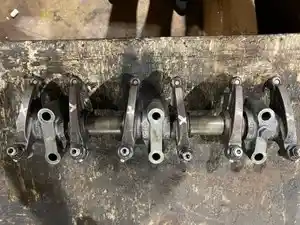 Used Mack E7 Rocker Arm (Stock #R1073)) Part Image