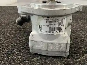 Used Mack Steering Pump Image