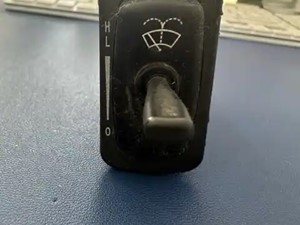 Used Mack Vision Column Switch (Stock #SW20)) Part Image