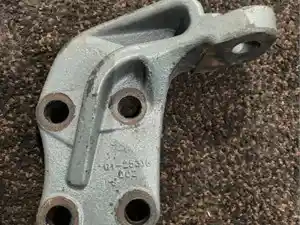 Used Peterbilt Engine Mount Image