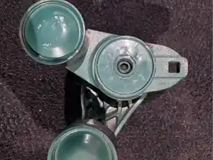 Used Volvo Belt Tensioner (Stock #P1059)) Part Image