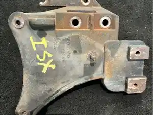 Used Volvo Bracket (Stock #EB1267)) Part Image