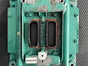 Used Volvo D16 F ECM (Stock #E2566)) Part Image