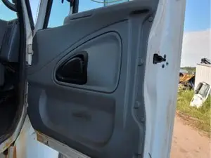 Used 2003 International 7500 Door (Stock #3522-IHC-11)) Part Image
