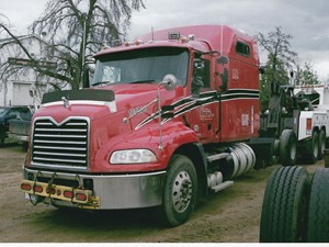 Used 2011 Mack Vision Hood (Stock #2998-MACK-12)) Part Image
