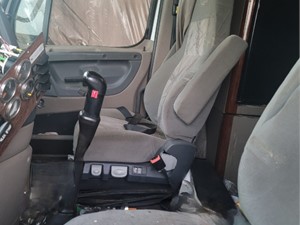 Used 2016 Freightliner Cascadia 125 Cab (Stock #3465-FRTLR-14)) Part Image