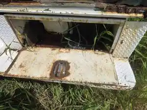Used 1983 Ford F800 Battery Box Image