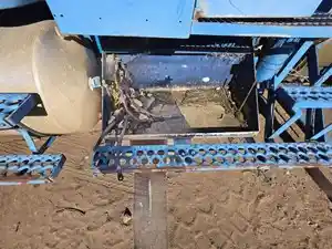 Used 1985 Western Star 4964 Battery Box (Stock #3875-WS-11)) Part Image