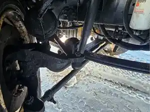 Used 2000 Eaton 23080S Front Drive Steer Axle (Stock #3814-KW-5)) Part Image