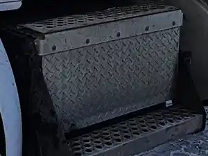 Used 2000 Kenworth T300 Battery Box (Stock #3814-KW-9)) Part Image