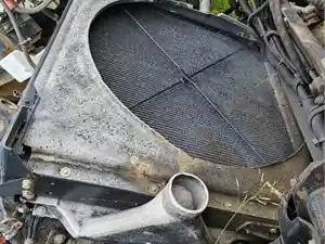 Used 2006 Western Star 4900 SA Radiator (Stock #3855-WS-5)) Part Image