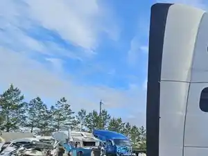 Used 2019 Volvo VNL Sleeper Fairing (Stock #3757-VOLVO-18)) Part Image