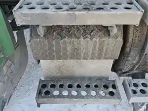 Used 2022 Western Star 4900 FA Battery Box Image