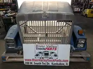 Used 1987 International F-9370 Hood (Stock #220195-3)) Part Image