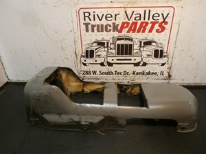 Used 1988 Ford 7.8L Oil Pan (Stock #150185-32)) Part Image