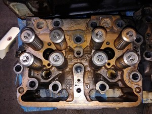 Used 1992 Cummins N14E Head (Stock #SOS-180070-29)) Part Image
