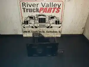 Used 1995 International 9400 Bracket (Stock #230182-27)) Part Image