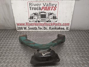 Used 1995 White WG Engine Mount (Stock #200253-24)) Part Image
