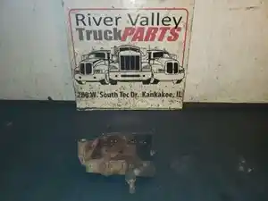 Used 1998 International 9400 Bracket (Stock #230147-25)) Part Image