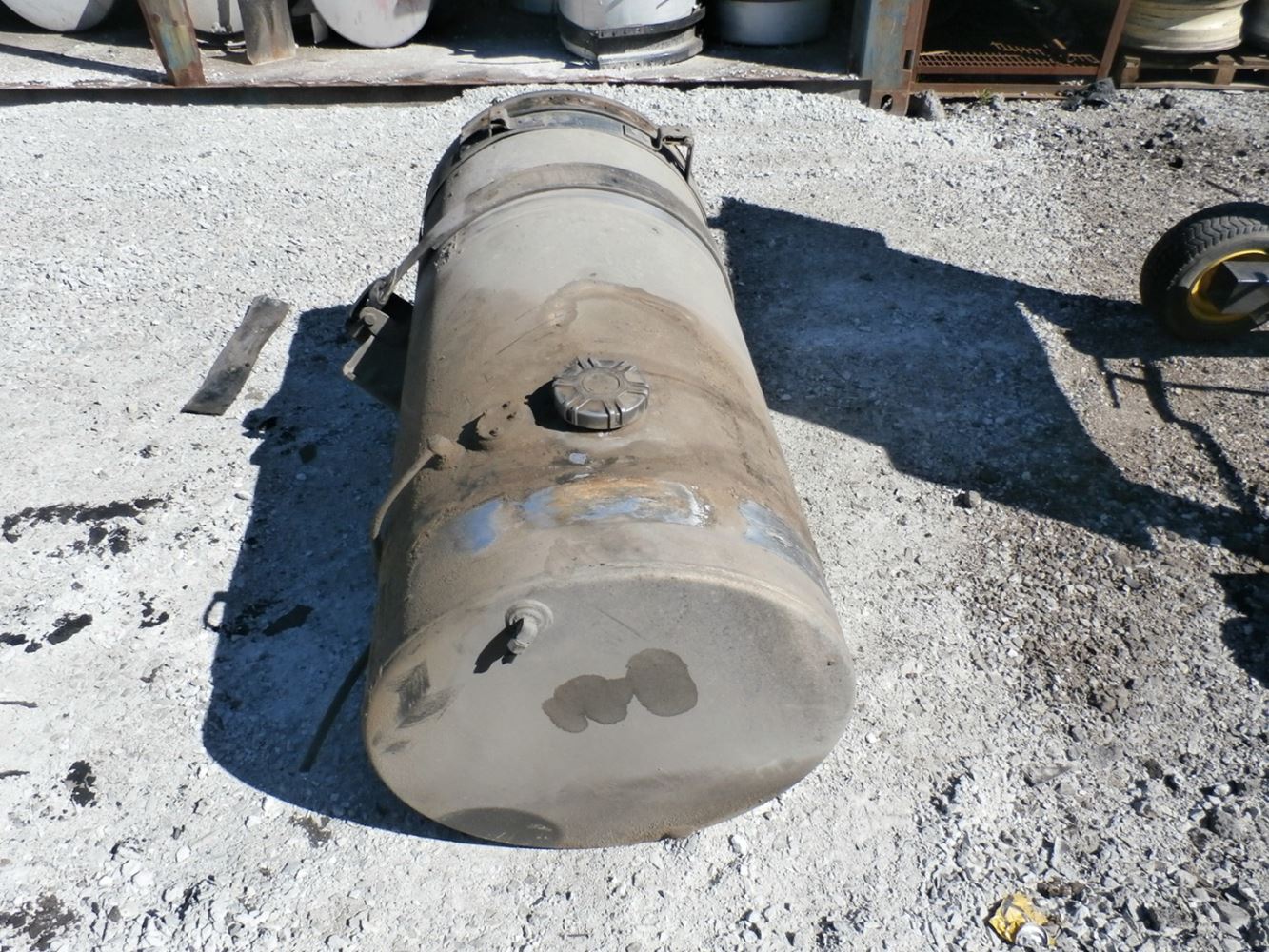 Used 1998 Volvo VN Fuel Tank for sale KanKakee Illinois United States
