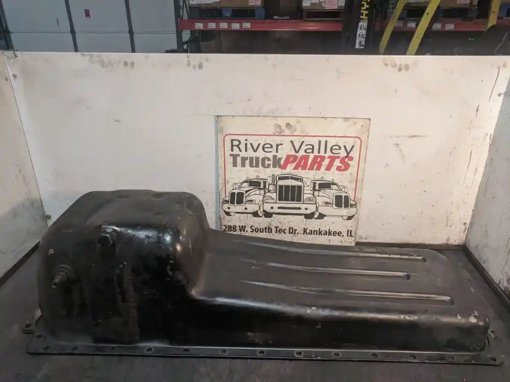 Used 1999 Cummins N14 Oil Pan for sale KanKakee Illinois United