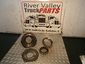 Used 1999 International DT466 Oil Pump Image