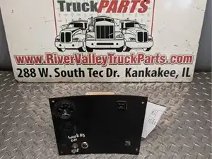 Used 1999 Mack DM690S Instrument Cluster Image