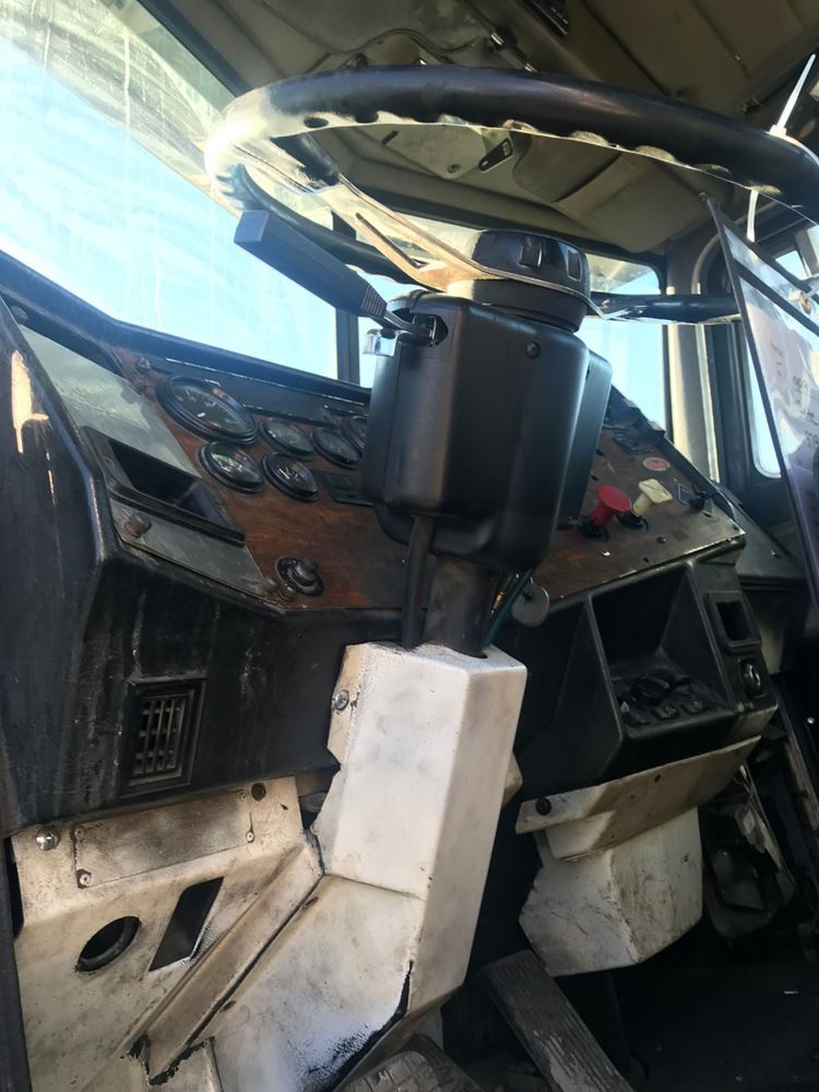 1999 Peterbilt 379 (Stock 1801994) Steering Columns TPI