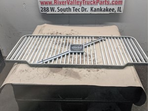 Used 1999 Volvo WXLL Grille (Stock #200210-5)) Part Image