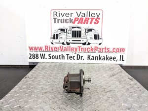 Used 2000 Caterpillar C10 Fuel Gear Pump (Stock #SV-8-37)) Part Image
