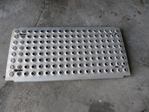 Used 2000 International 8100 Step (Stock #P-236)) Part Image