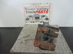 Used 2000 International 9400 Bracket (Stock #190171-6)) Part Image